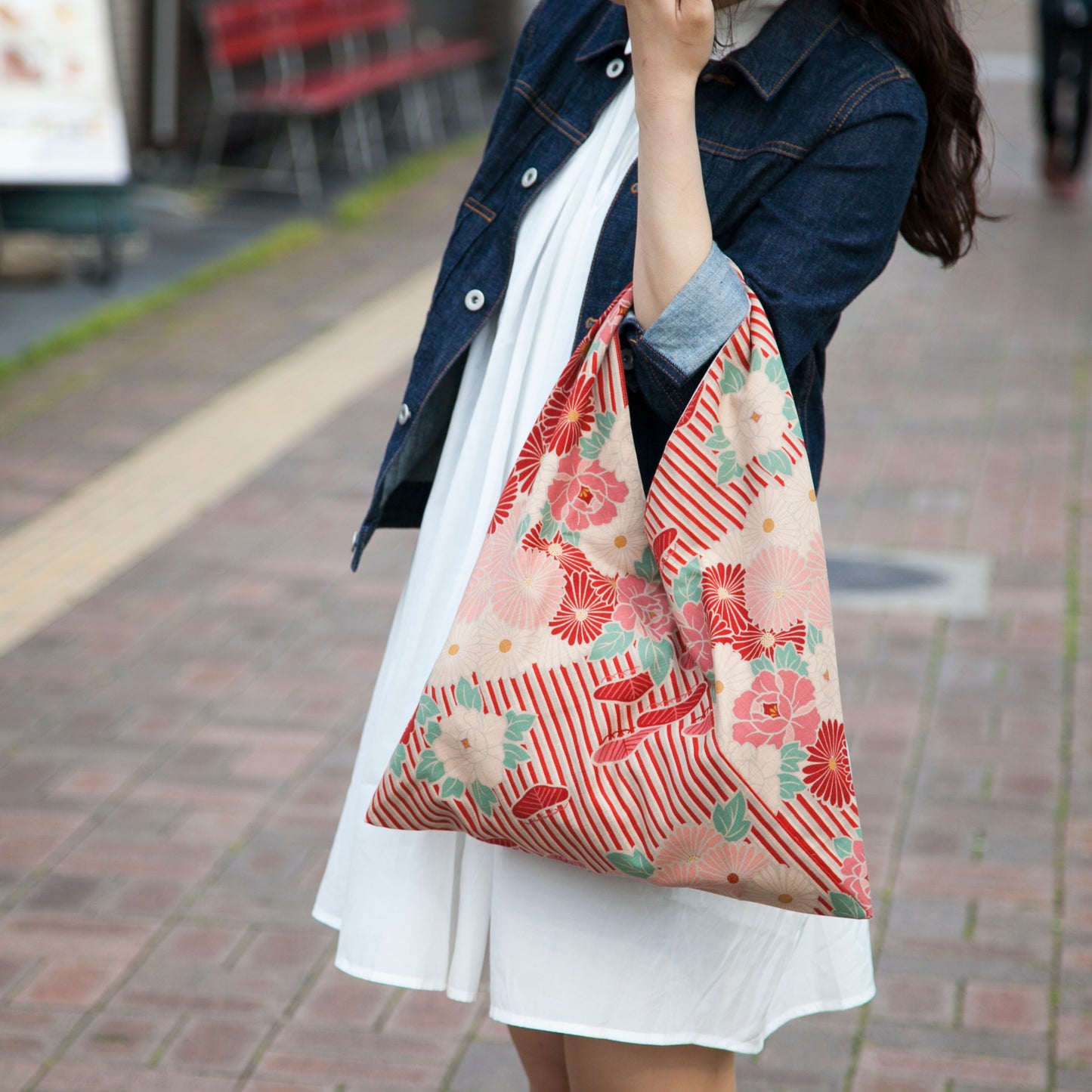 Noren East Bag Sac Furoshiki à fleurs rétro
