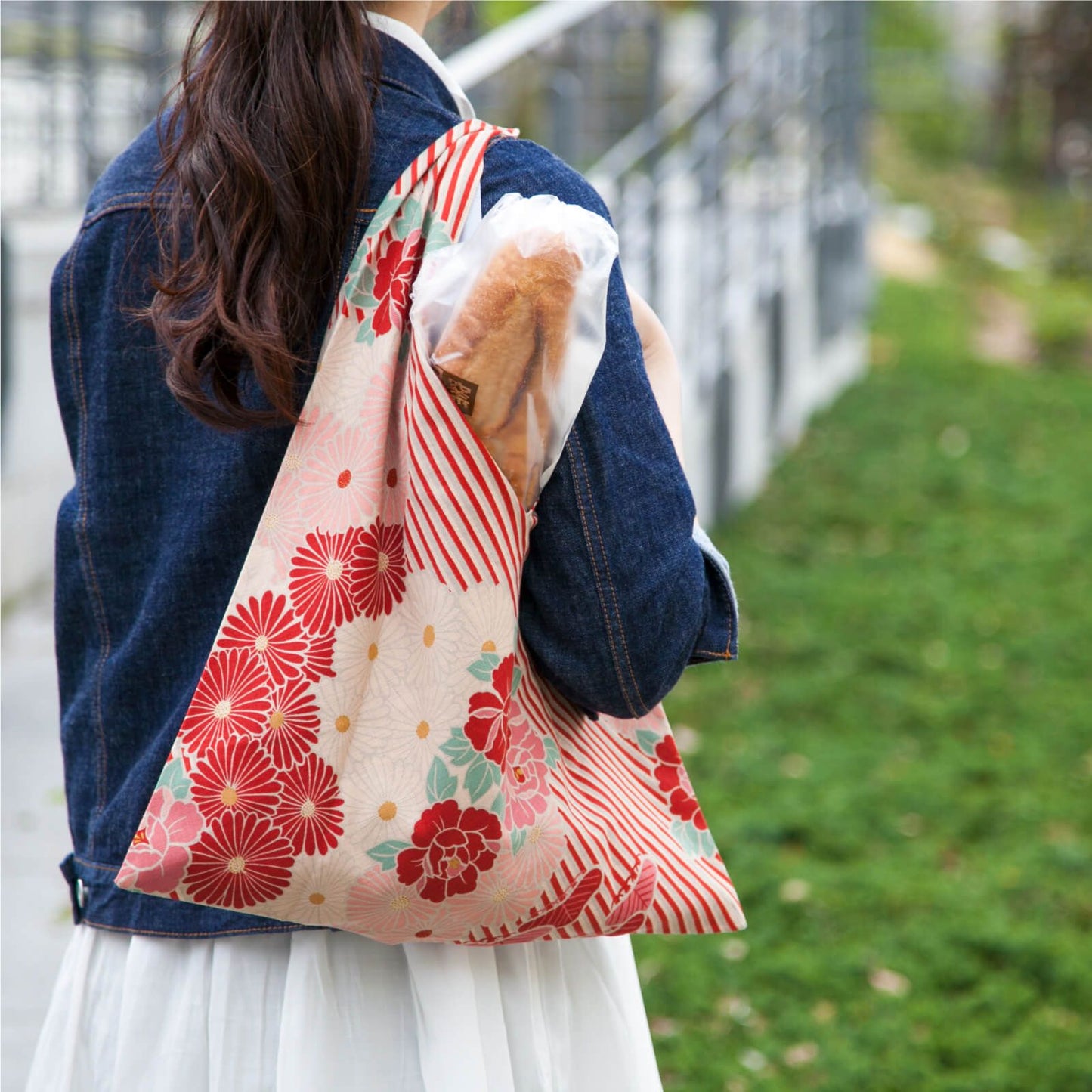 Noren East Bag Sac Furoshiki à fleurs rétro