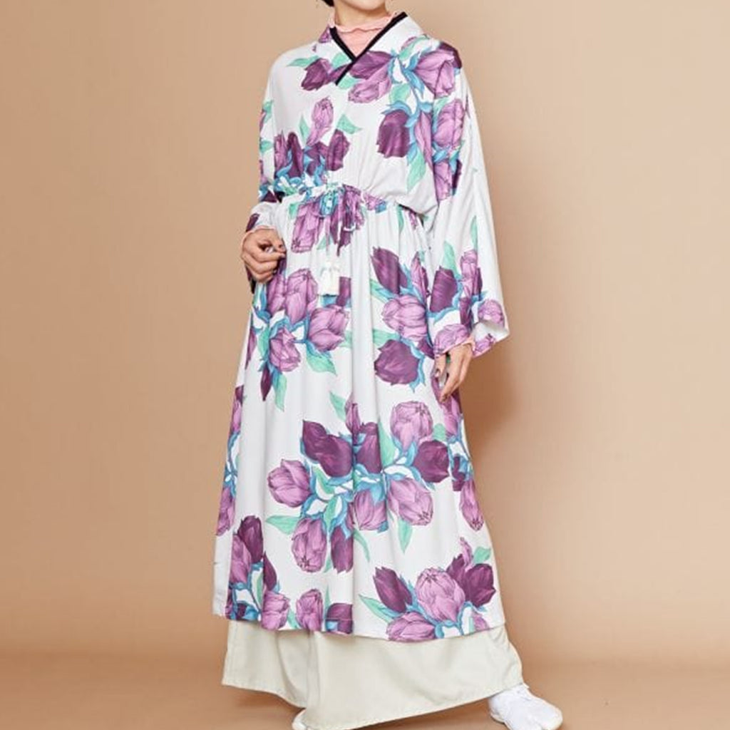 倭物やカヤ 芽吹きならいワンピース