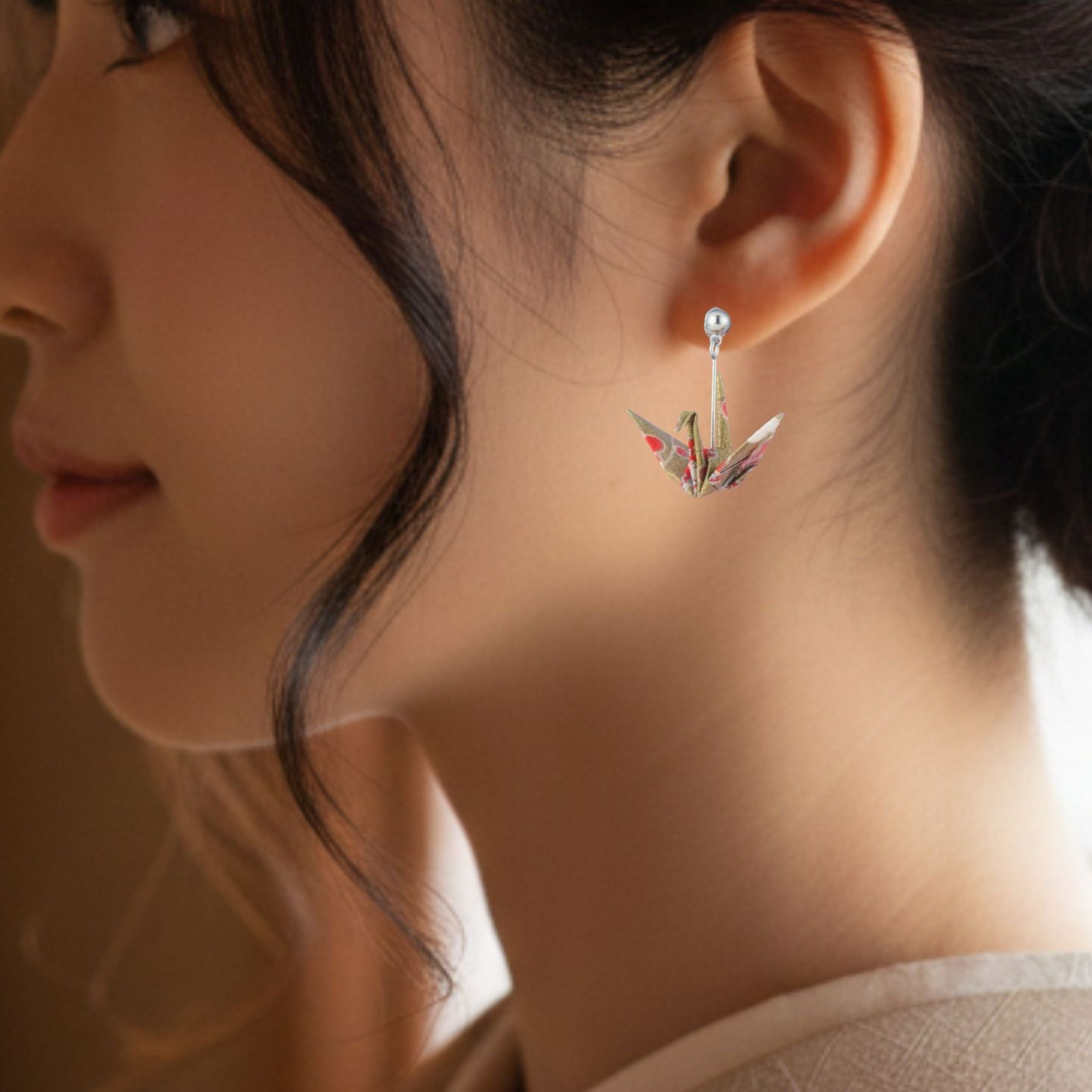 のレン 折鶴ピアス / 折り紙アクセサリー ニッケルフリー金属使用 箱入り