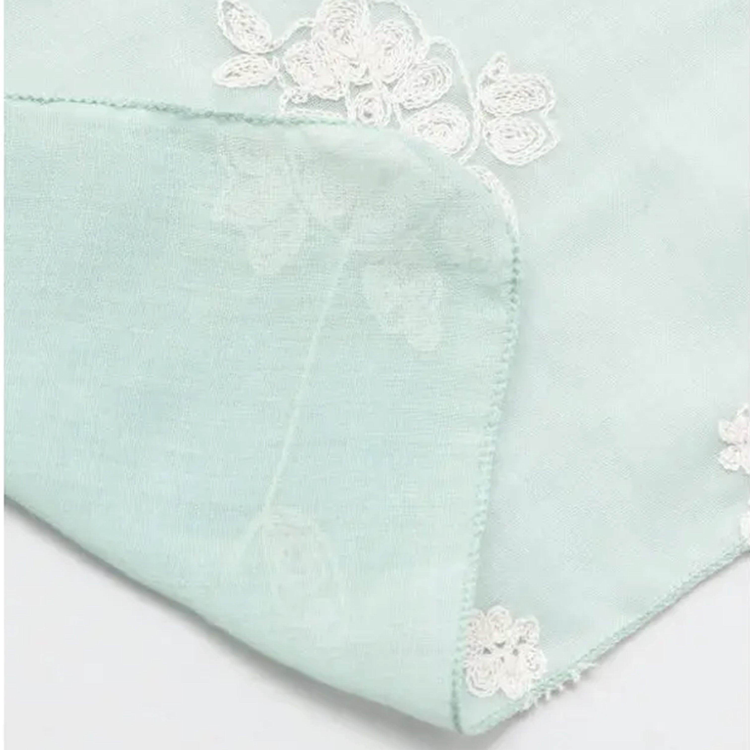 アミナコレクション 春刺繍ストール