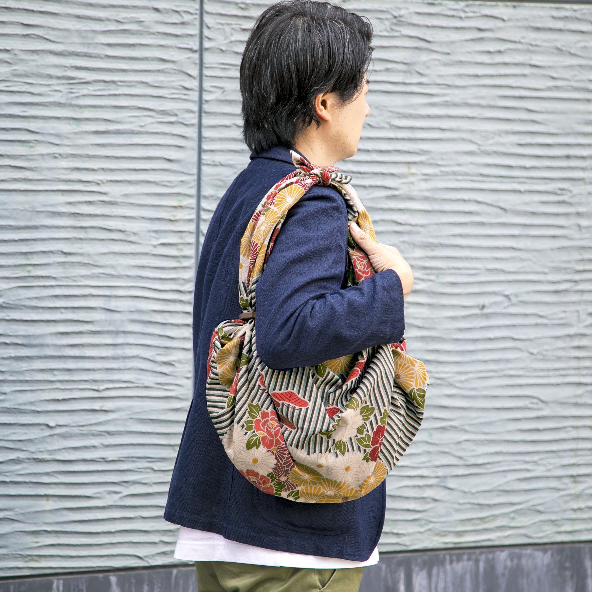 のレン 風呂敷と風呂敷パッチンセット 中 - レトロフラワー / 風呂敷サイズ70cm 綿100%