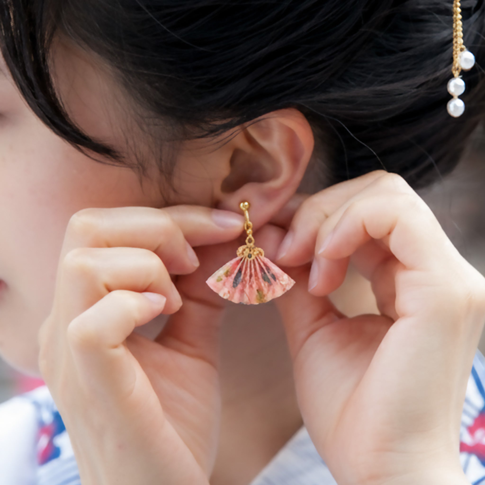 のレン 扇ピアス / 折り紙アクセサリー