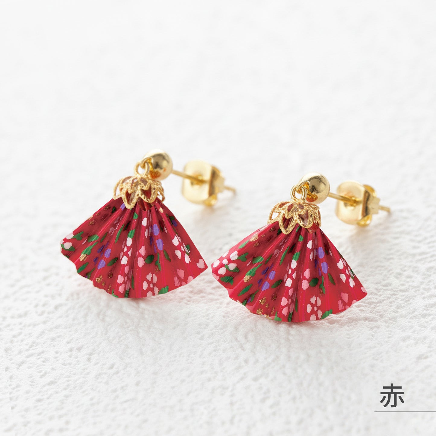 のレン 扇ピアス / 折り紙アクセサリー