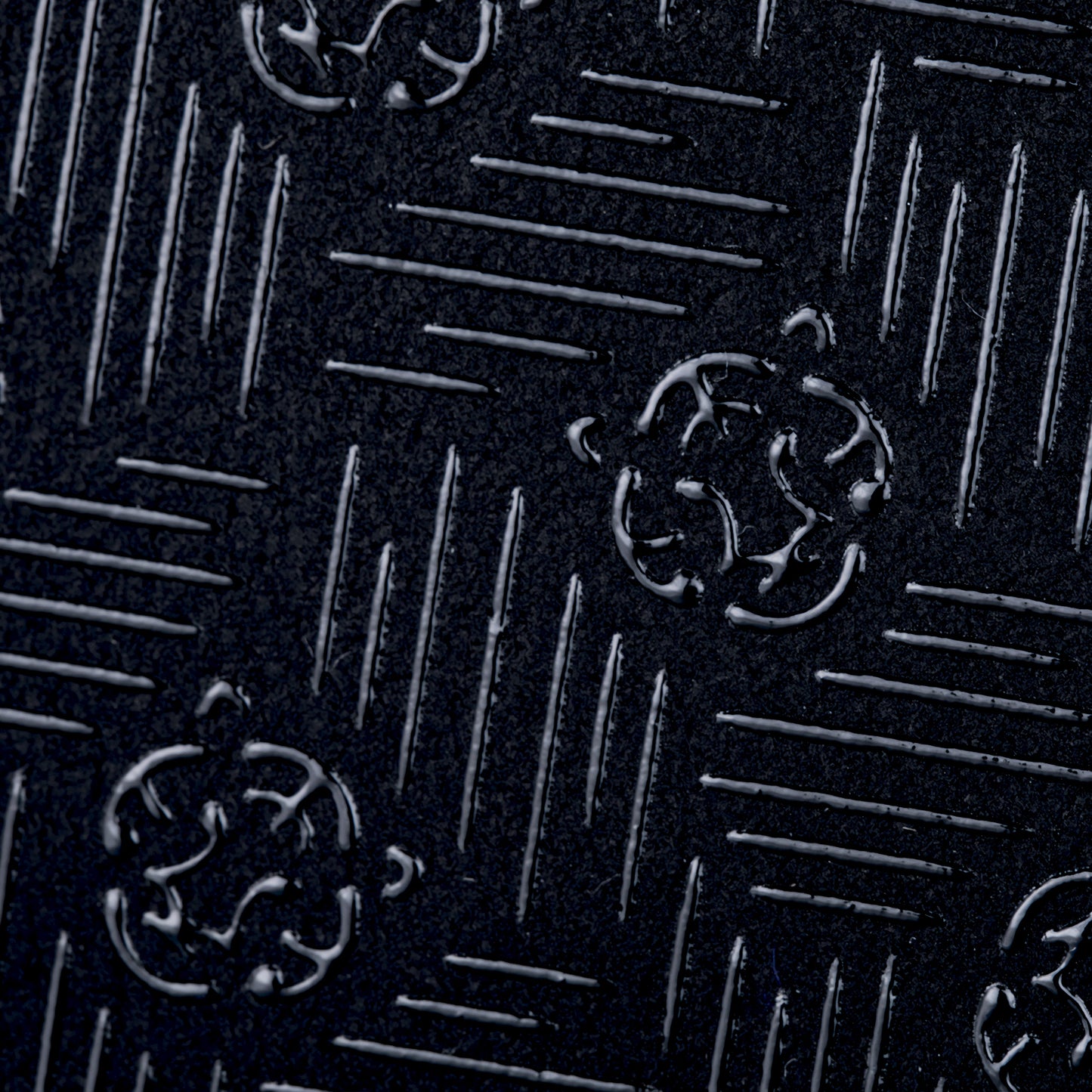 のレン 吉祥文様 印伝 長財布 / 日本製 鹿革(表側)・牛革(内側)  19×9.5×1.8cm 革財布