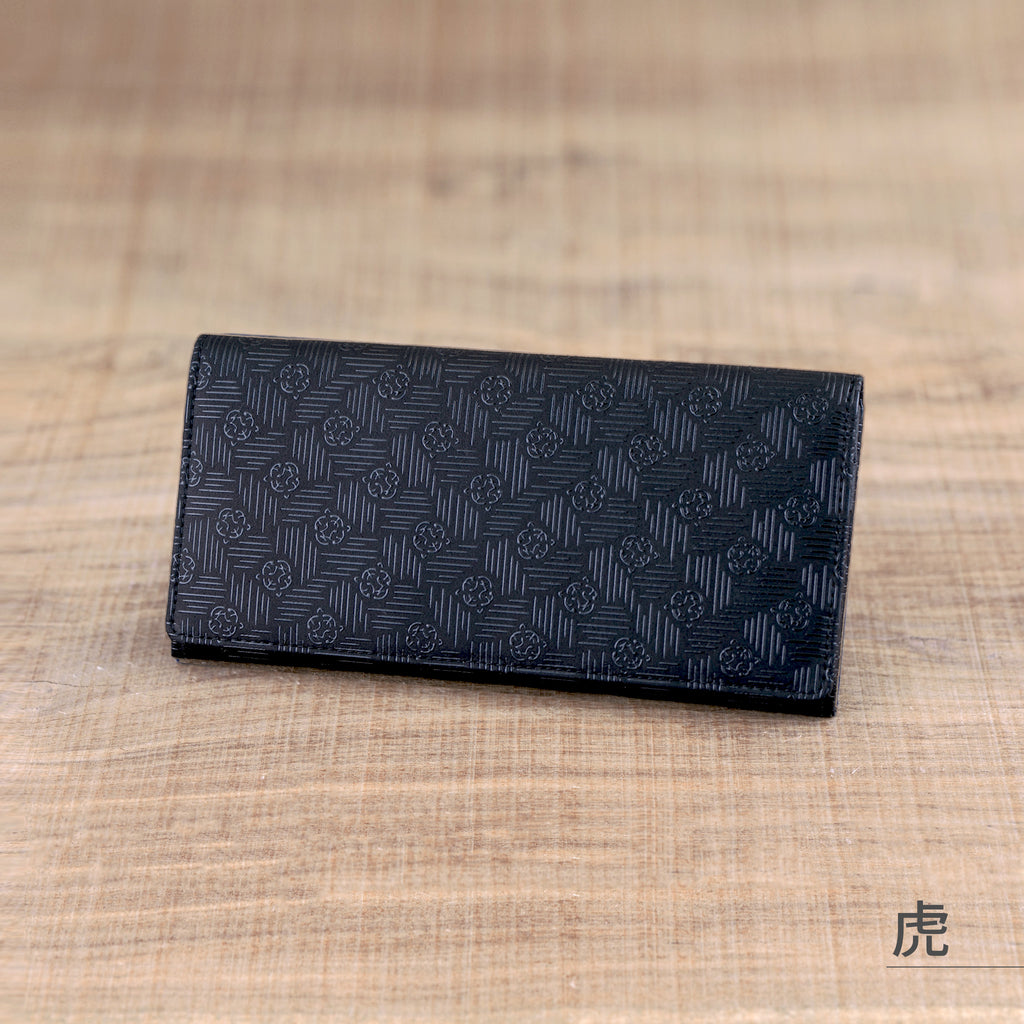 のレン 吉祥文様 印伝 長財布 / 日本製 鹿革(表側)・牛革(内側)  19×9.5×1.8cm 革財布