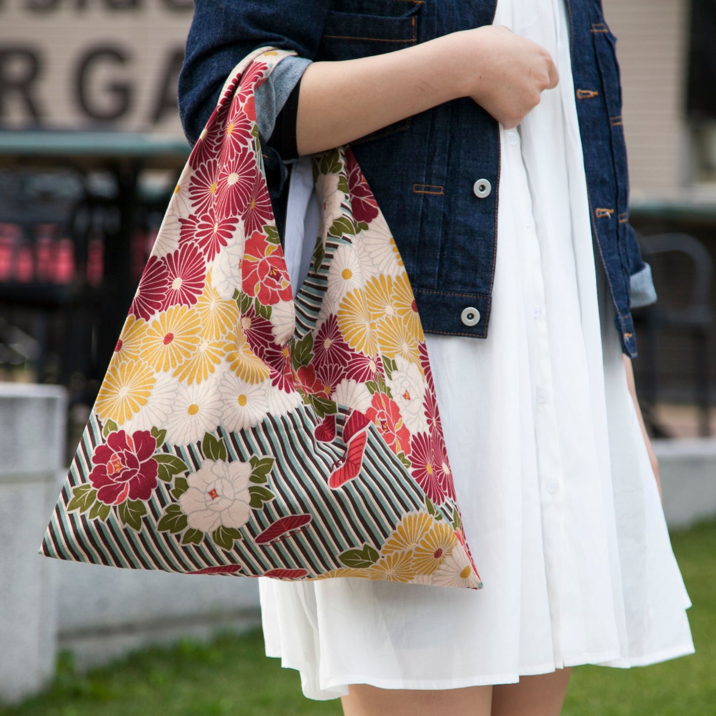 Noren East Bag Sac Furoshiki à fleurs rétro