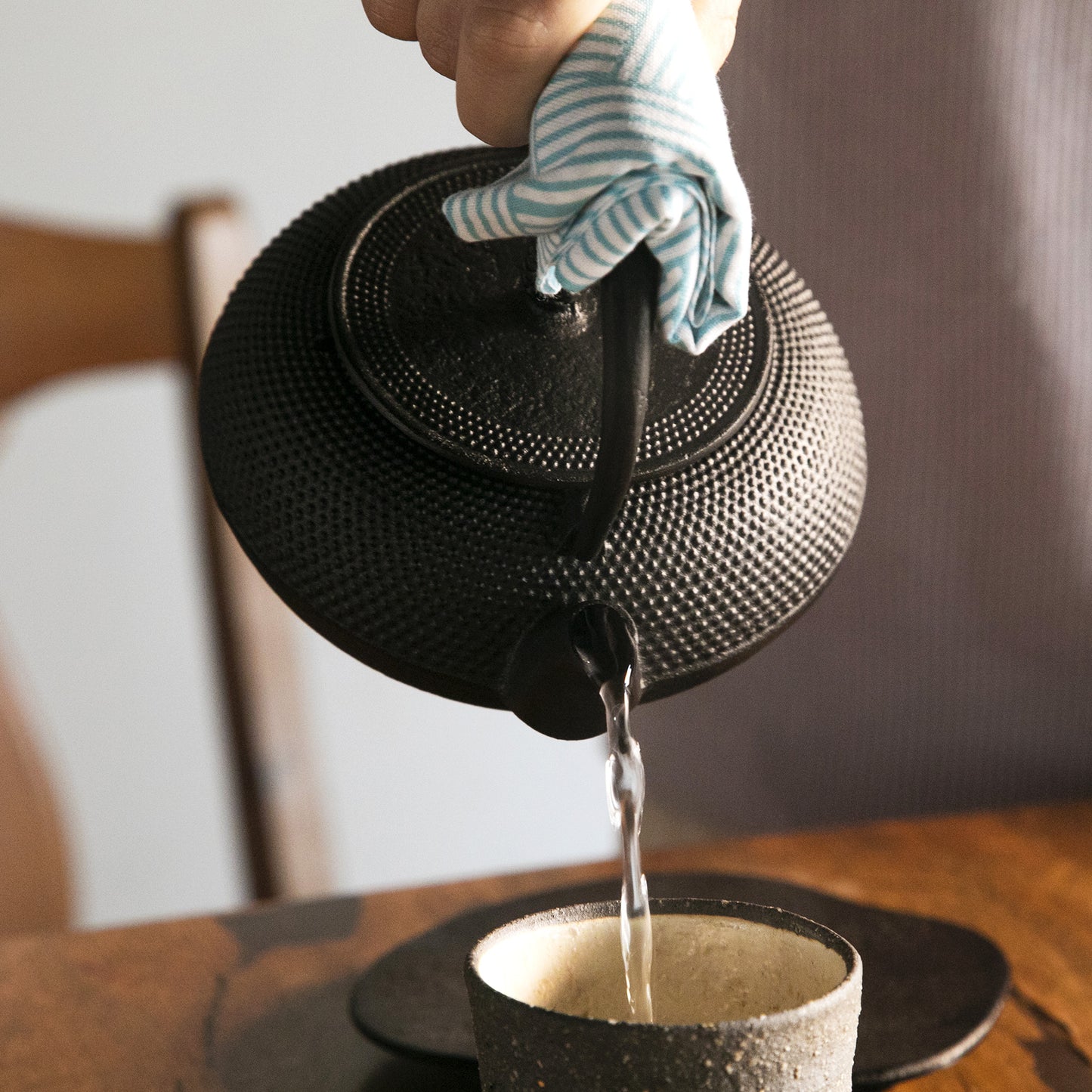 ロジアソシエイツ 南部鉄器 鉄瓶 あられ