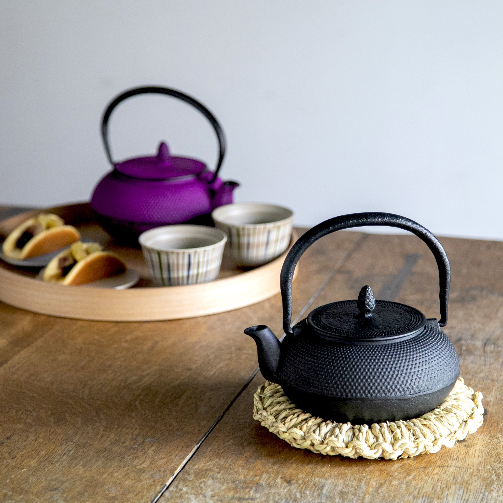 ロジアソシエイツ 南部鉄器 鉄瓶 あられ